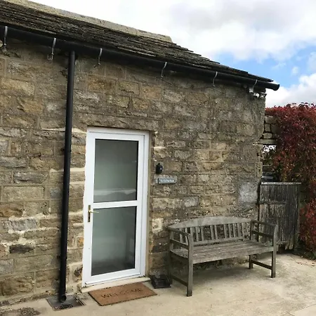 Panzió Swaledale Shepherds Hut At Breaks Fold Farm *
